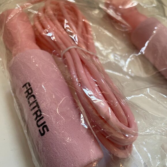 FRCTTRUS Pink Jump Rope - Picture 2 of 6
